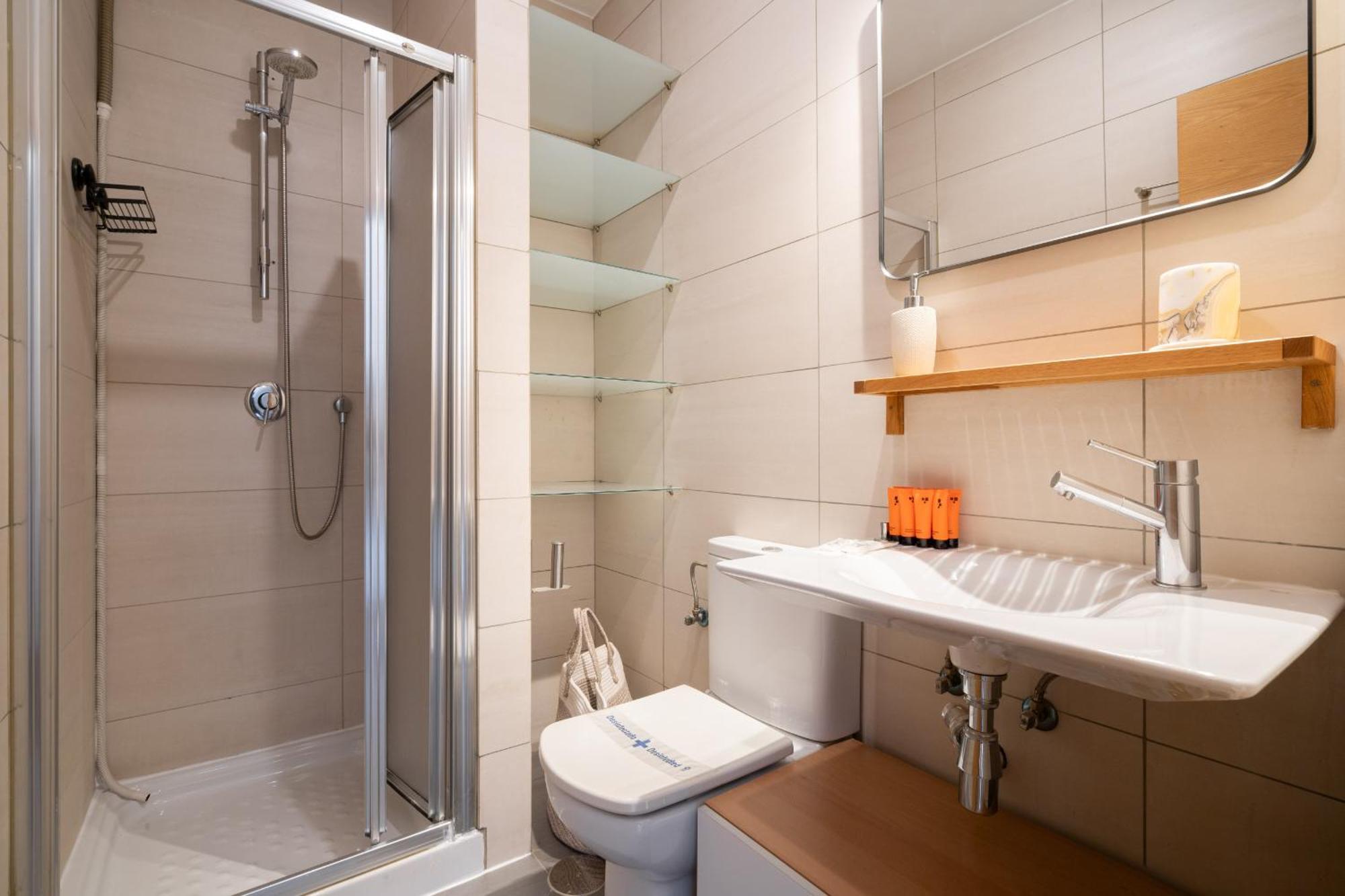 Apartamento Exterior En Lavapies Alquiler Temporal 마드리드 외부 사진